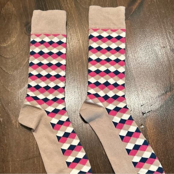 Cole Haan Womens Pink Tan Preppy Multicolor Dress Socks Soft Comfortable Sz 8-10 - Picture 6 of 7